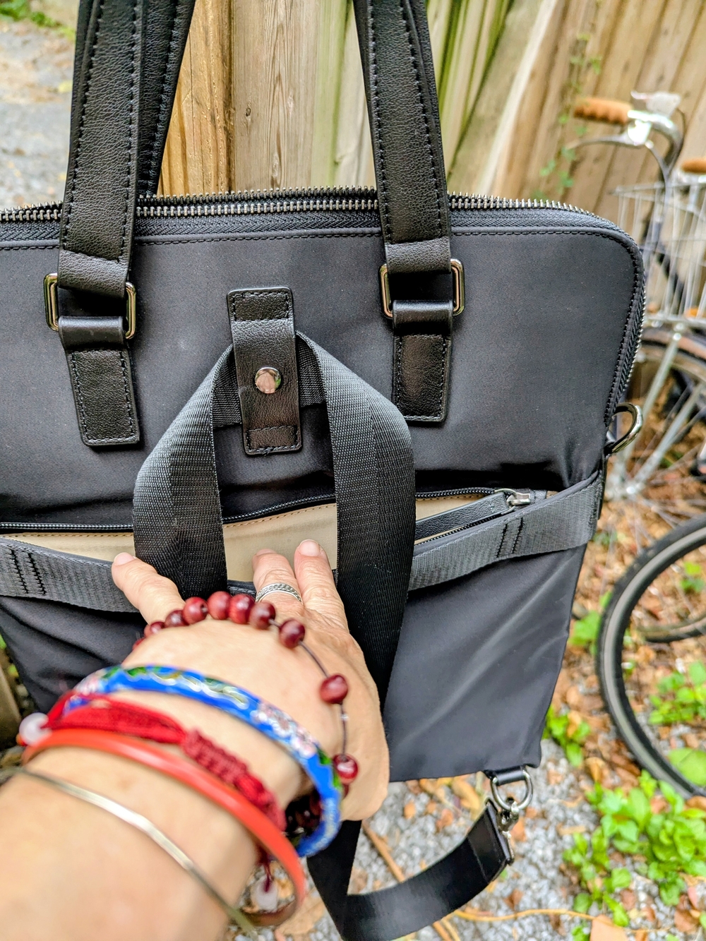 Pelle Black Leather & Nylon Convertible Laptop Tote Backpack RFID Trolley Strap - Picture 3 of 13